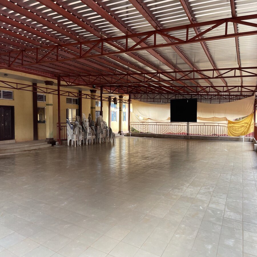 Construction of an 800 capacity steel overflow facility for Winners Chapel, Ujemen Location: Edo state